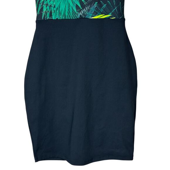 NWT Fabletics Malinid Dress Womens S Black Green Rainforest Bodycon Tropical - Picture 5 of 9